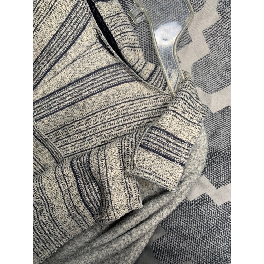 REVERSIBLE BURTON LONG CARDIGAN